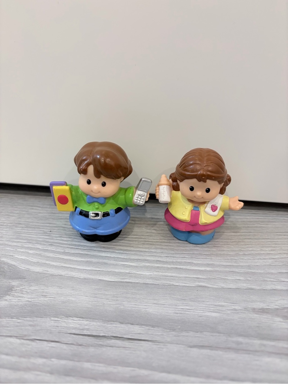 Fisher-Price Little People Mom and Dad Figures
